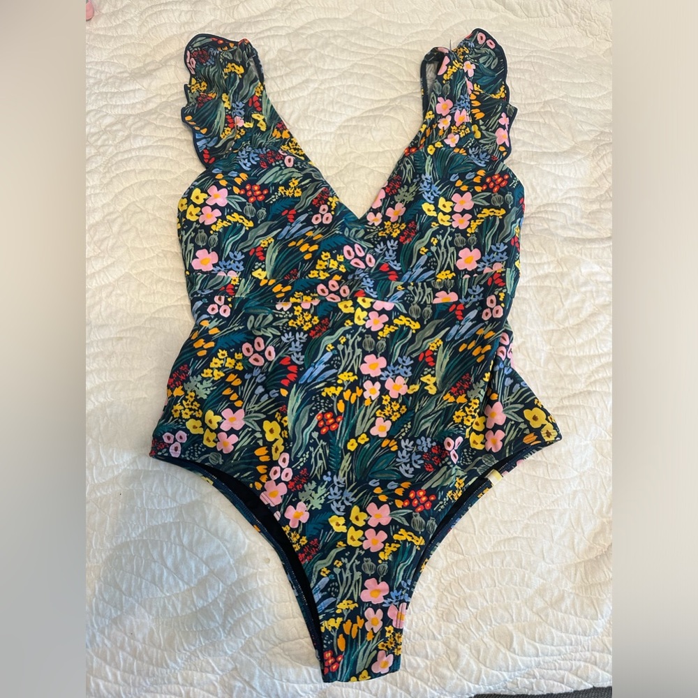 NWOT Rifle Paper Co x Summersalt Ruffle Backflip One Piece Swimsuit | Size 10